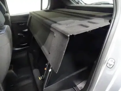 Photo 6 Peugeot 208  Affaire 1.2 PureTech 75ch S&S Premium Pack