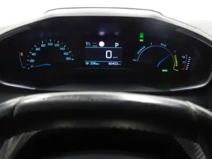 Photo 13 Peugeot 208  e- 136ch Active