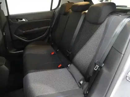 Photo 7 Peugeot 308  1.2 PureTech 110ch S&S STYLE