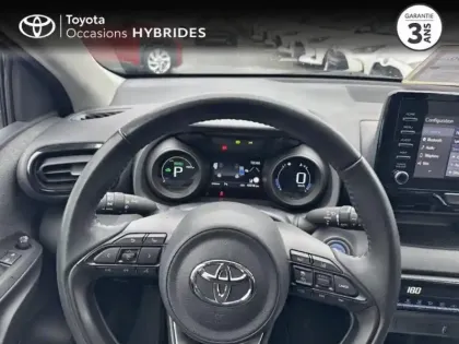 Photo 12 Toyota Yaris  116h Design 5p MY22