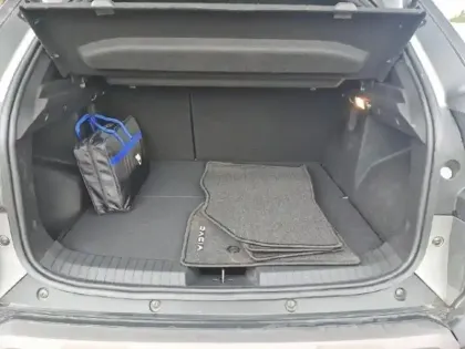 Photo 5 Dacia Duster  1.6 hybrid 140ch Journey