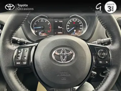 Photo 12 Toyota Yaris  70 VVT-i Ultimate 5p