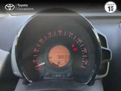 Photo 13 Citroën C1  PureTech 82 Shine 5p