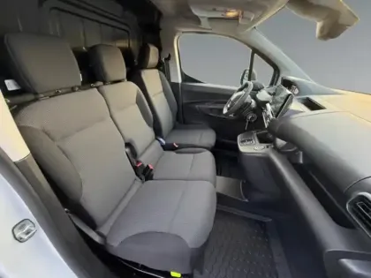 Photo 14 Peugeot Partner  M 800kg Electrique 136 / TARIF PROFESSIONNEL , VOIR CONDITION EN CONCESSION