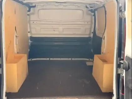 Photo 8 Renault Trafic  Fg L1H1 3T 2.0 Blue dCi 130ch Confort (18749?ht)