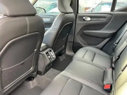 Photo 9 Volvo Xc40  B3 163ch Lounge Edition DCT 7