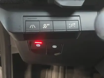 Photo 14 Renault Megane  E-Tech Electric EV60 220ch Techno super charge