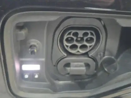 Photo 6 Renault Megane  E-Tech Electric EV60 220ch Techno super charge