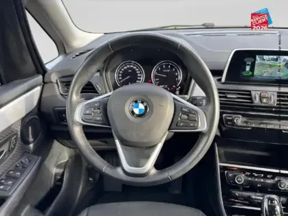 Photo 11 BMW Serie 2 Série 2 ActiveTourer 218iA 140ch Premiere DKG7 Camera