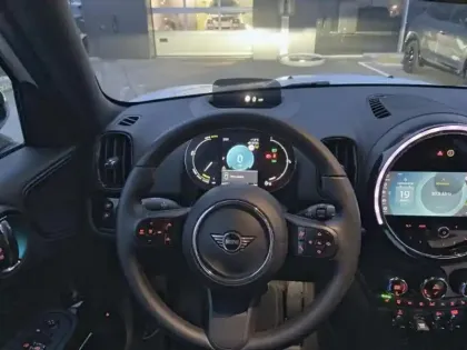 Photo 14 Mini Countryman  Cooper SE 125ch + 95ch Edition Untamed Plus ALL4 BVA6