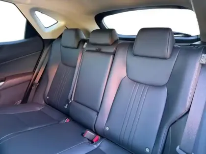 Photo 13 Lexus Nx  450h+ Luxe 4WD