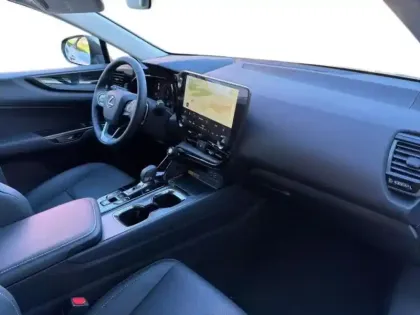 Photo 8 Lexus Nx  450h+ Luxe 4WD