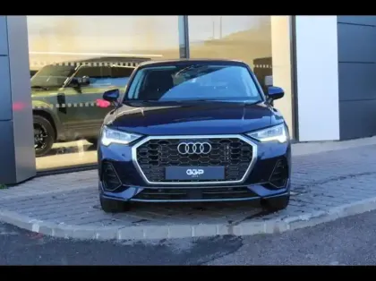 Photo 18 Audi Q3  Sportback 35 TFSI 150ch Business Executive S tronic 7