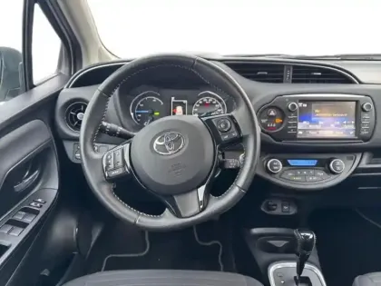 Photo 11 Toyota Yaris  100h Dynamic 5p MY19