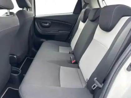 Photo 13 Toyota Yaris  100h Dynamic 5p MY19