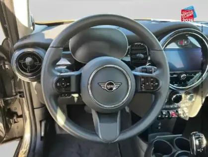 Photo 11 Mini Mini  5 Portes Cooper 136ch Edition Premium Plus BVA7