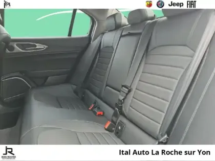 Photo 9 Alfa Romeo Giulia  2.2 JTD 160ch Sprint AT8 MY20