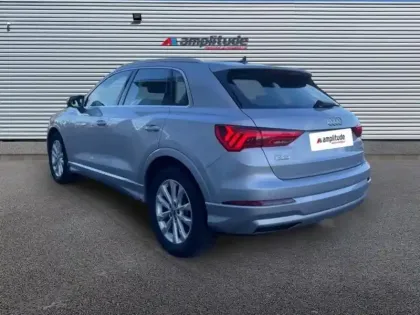 Photo 10 Audi Q3  35 TFSI 150ch Limited S tronic 7