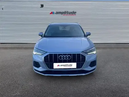 Photo 5 Audi Q3  35 TFSI 150ch Limited S tronic 7