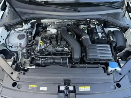 Photo 13 Volkswagen Tiguan  1.5 TSI 150ch R-Line DSG7