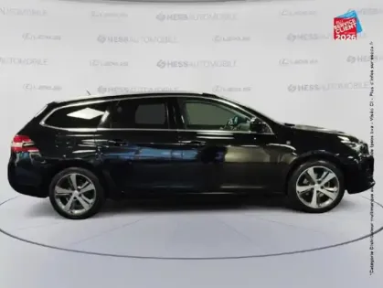 Photo 18 Peugeot 308  SW 1.2 PureTech 130ch E6.c S&S Tech Edition EAT8