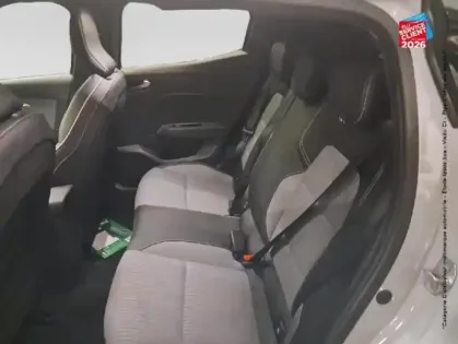 Photo 10 Renault Clio  1.6 E-Tech 145ch full hybrid Techno - 25