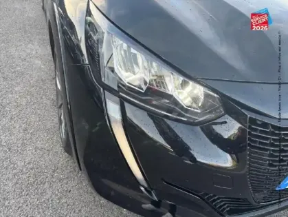 Photo 12 Peugeot 208  e- 136ch Roadtrip