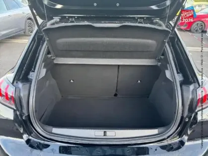 Photo 13 Peugeot 208  e- 136ch Roadtrip