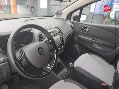 Photo 14 Renault Captur  0.9 TCe 90ch Stop&Start energy Cool Grey Euro6 114g 2016