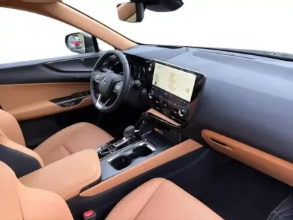 Photo 8 Lexus Nx  450h+ Executive 4WD