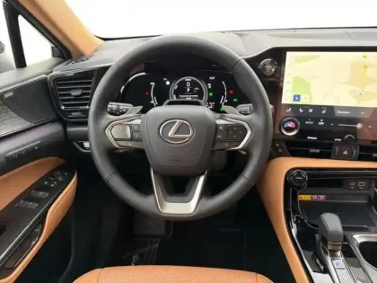 Photo 11 Lexus Nx  450h+ Executive 4WD