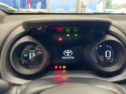 Photo 12 Toyota Yaris  Cross 116h Design MY22