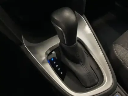 Photo 14 Toyota Yaris  Cross 116h Design MY22