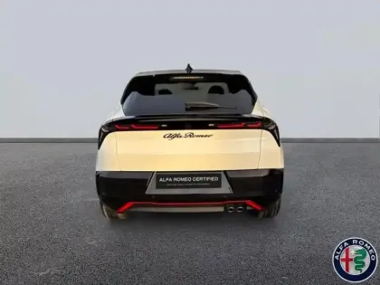 Photo 5 Alfa Romeo Junior  1.2 Ibrida 145ch Premium e-DCT6