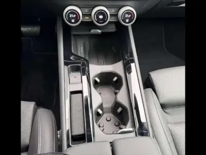 Photo 12 Skoda Superb  Combi 2.0 TDI SCR 193ch Laurin & Klement 4x4 DSG7