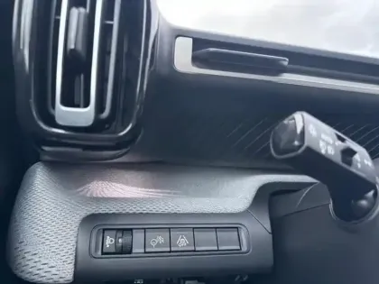 Photo 12 Citroën C3 Aircross  1.2 Hybride 145ch MAX 7 places