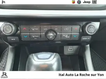 Photo 13 Jeep Compass  1.3 Turbo T4 190ch PHEV 4xe Limited AT6 eAWD