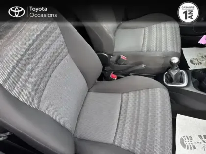 Photo 5 Toyota Yaris  69 VVT-i Dynamic 5p
