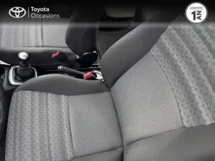 Photo 10 Toyota Yaris  69 VVT-i Dynamic 5p