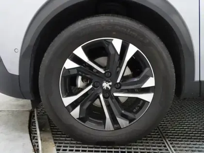 Photo 9 Peugeot 2008  1.2 PureTech 130ch S&S GT EAT8