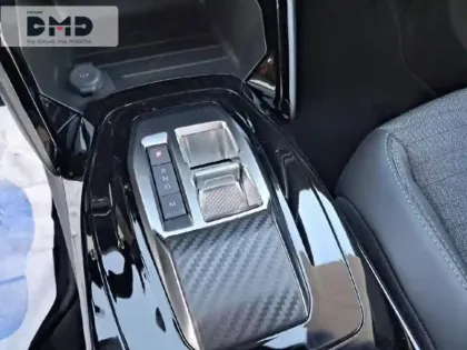 Photo 7 Peugeot 2008  1.5 BlueHDi 130ch S&S Allure EAT8