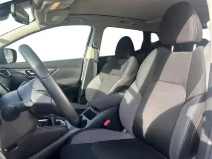 Photo 6 Nissan Qashqai  1.2 DIG-T 115ch N-Connecta