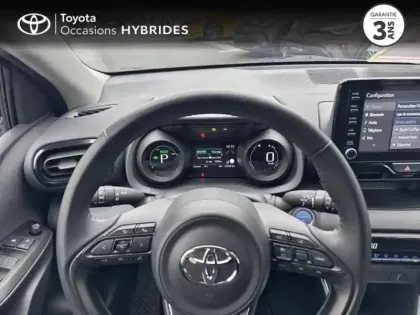 Photo 12 Toyota Yaris  116h Design 5p MY22