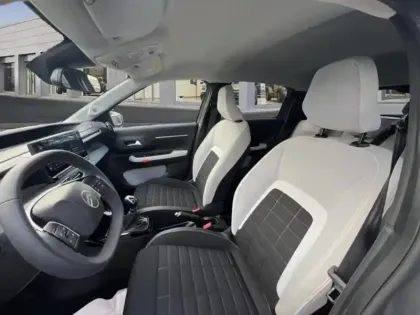 Photo 8 Citroën C3  1.2 Turbo 100ch MAX