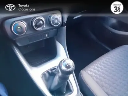 Photo 14 Toyota Yaris  70 VVT-i Dynamic Business 5p MY22