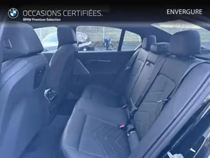 Photo 7 BMW Serie 5 Série 5 530e 299ch M Sport