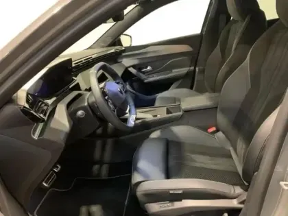 Photo 11 Peugeot 408  Hybrid 145ch GT e-DCS6