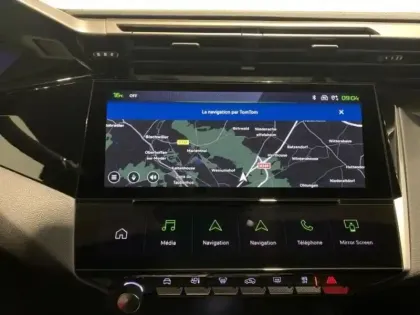 Photo 13 Peugeot 408  Hybrid 145ch GT e-DCS6