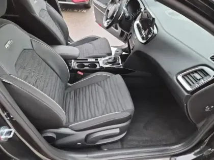 Photo 10 Kia Ceed Pro 1.5 T-GDi 140ch GT-line DCT7