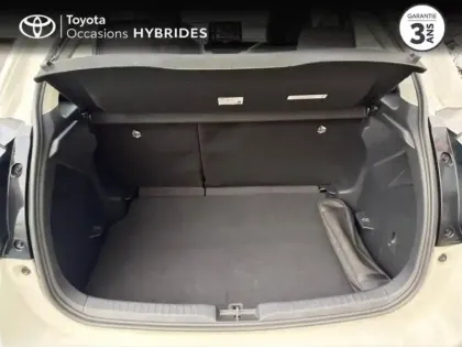 Photo 9 Toyota Yaris  116h Dynamic Business 5p + Programme Beyond Zero Academy MY22
